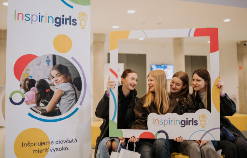 Mladé dievčatá si často neveria, inšpiratívne ženy v programe Inspiring Girls im dodávajú odvahu mieriť vysoko